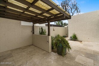 2515 N Miller Rd in Scottsdale, AZ - Building Photo - Building Photo