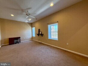 2 S 3rd St in Oxford, PA - Building Photo - Building Photo