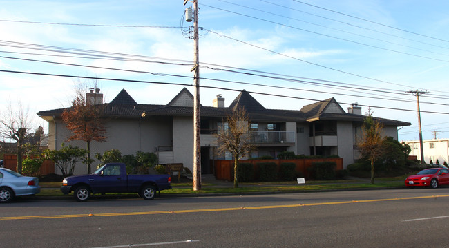 Century Plaza in Tacoma, WA - Building Photo - Building Photo