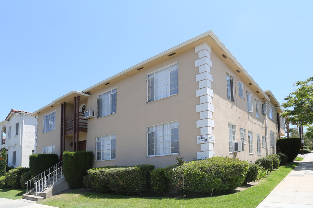 Camden Apartment's in Beverly Hills, CA - Building Photo