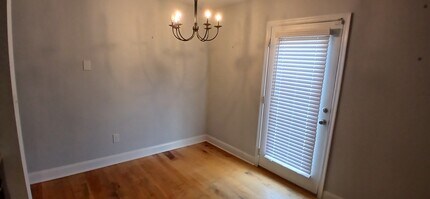 335 Crafton St in Winston-Salem, NC - Foto de edificio - Building Photo