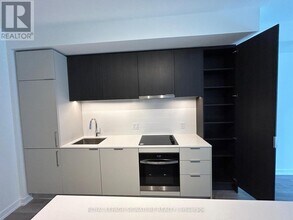 89 Church St in Toronto, ON - Building Photo - Building Photo