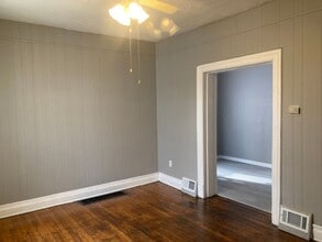 1291 Purcell Ave in St. Louis, MO - Building Photo - Building Photo