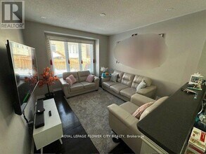 38 Walbrook Rd in Brampton, ON - Building Photo - Building Photo