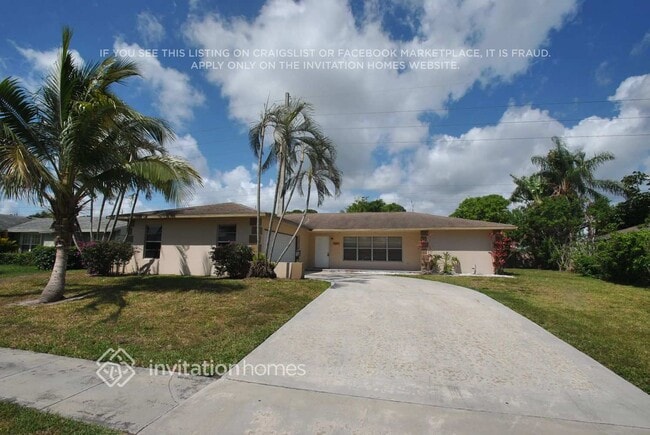 property at 321 Canterbury Dr W
