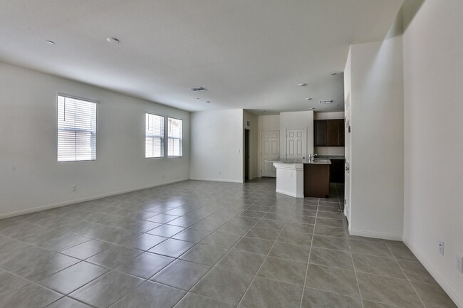 property at 3464 Covilha Ln