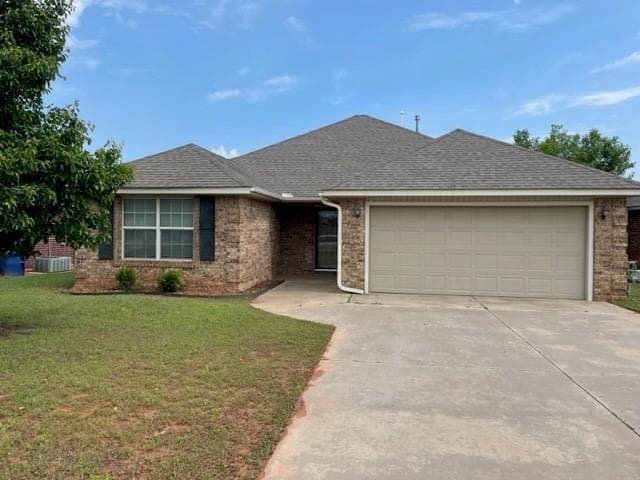 property at 605 E Juniper Ln