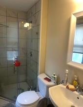 1081 Broadway, Unit 1 in Somerville, MA - Building Photo - Building Photo