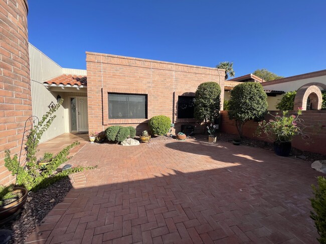 3841 S Placita De La Moneda in Green Valley, AZ - Building Photo - Building Photo