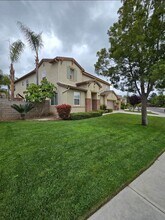 36948 Silk Tree Ct in Winchester, CA - Building Photo - Building Photo