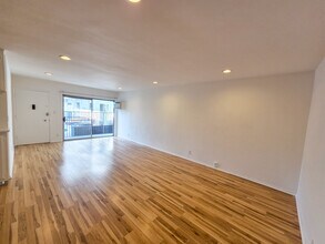 Gregory Way Apartments in Los Angeles, CA - Building Photo - Building Photo