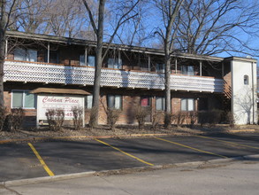 Cabana Place Apartment in St. Ann, MO - Foto de edificio - Building Photo