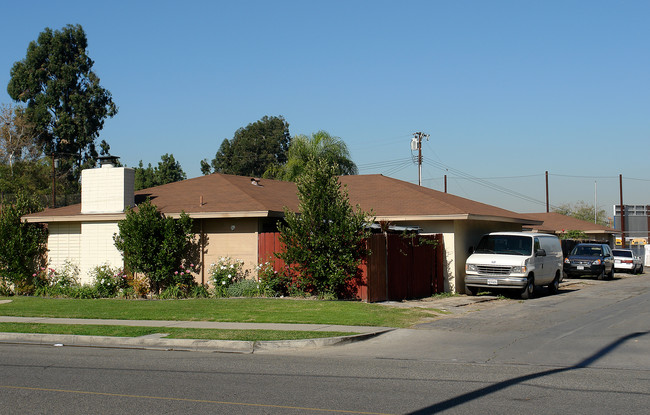 9881 Central Ave in Garden Grove, CA - Building Photo - Building Photo