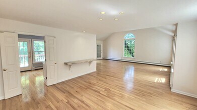 7 Oenoke Ridge in New Canaan, CT - Building Photo - Building Photo