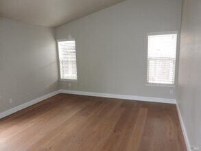 4150 Manchester Dr in Napa, CA - Building Photo - Building Photo