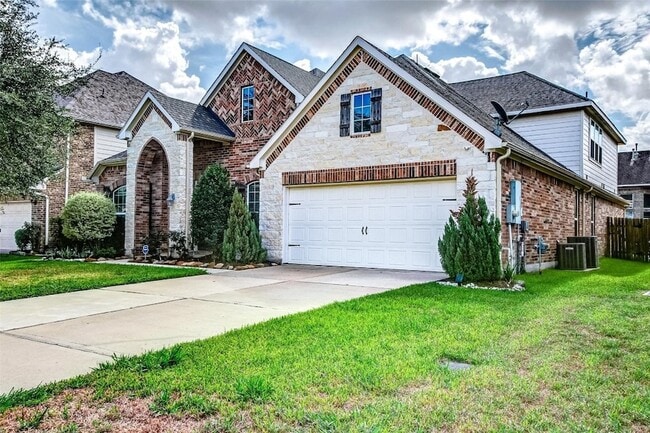 property at 623 Orlandis Ln