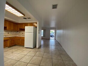 2301 N 56th Terrace in Hollywood, FL - Building Photo - Building Photo