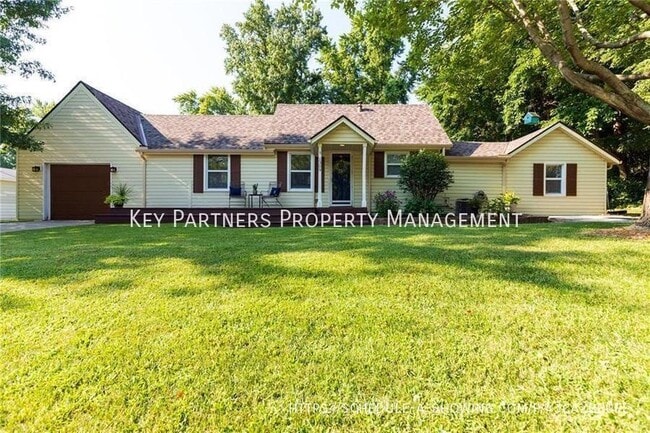 1309 Linden Rd in Liberty, MO - Building Photo - Building Photo