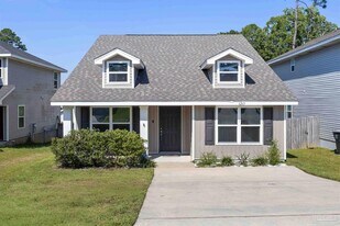 6263 Cardinal Cove Ln in Pensacola, FL - Building Photo