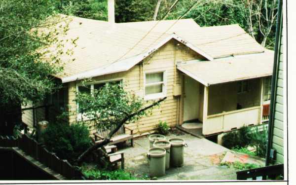 21475 Starrett Hill Dr in Monte Rio, CA - Foto de edificio