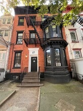 17 Belmont Ave, Unit 1 in Jersey City, NJ - Building Photo - Building Photo
