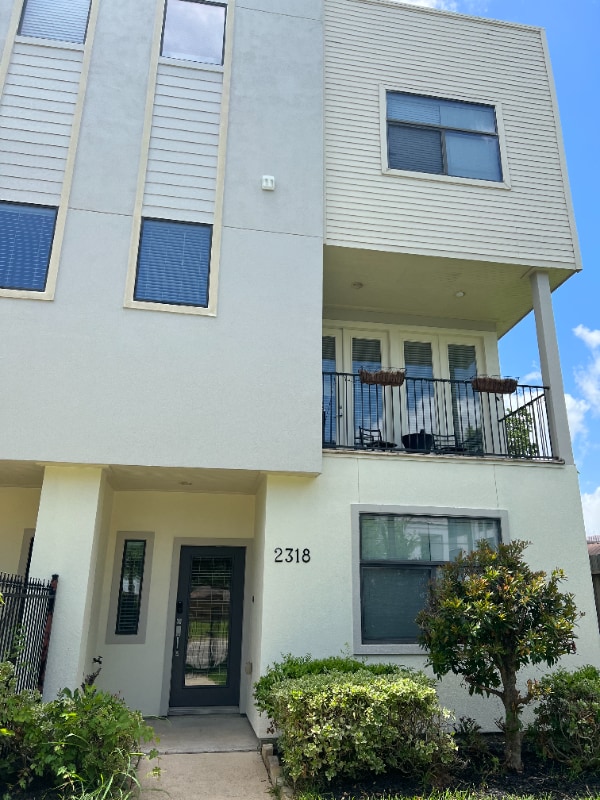 property at 2318 Emancipation Ave