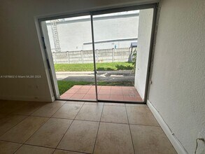 7215 SW 94th Pl in Miami, FL - Building Photo - Building Photo