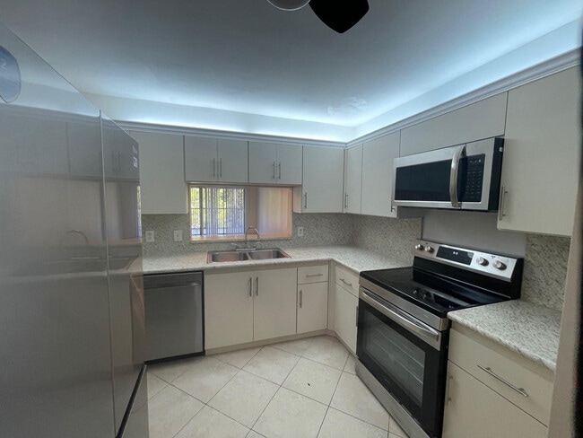 1780 Hammock Blvd in Coconut Creek, FL - Building Photo - Building Photo