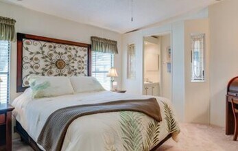 624 Sunset Ln in North Fort Myers, FL - Building Photo - Building Photo