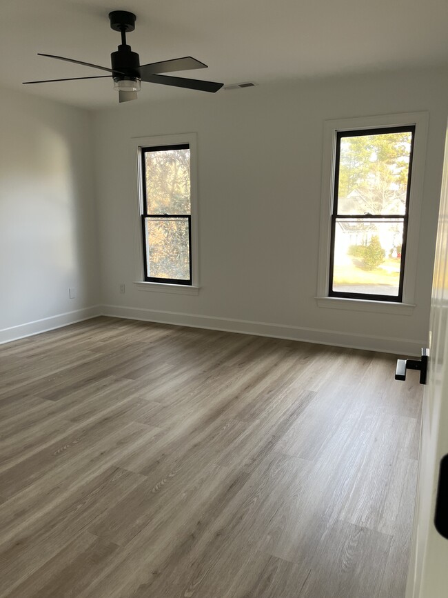 5 Oakwind Ct in Durham, NC - Building Photo - Building Photo