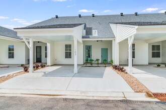 108 Pilsbury Ln in Lafayette, LA - Building Photo - Building Photo