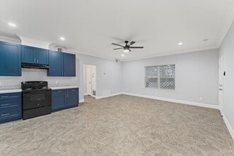 8221 Brockton St in Houston, TX - Building Photo - Building Photo