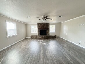 1009 Wesley Dr in Broken Arrow, OK - Building Photo - Building Photo