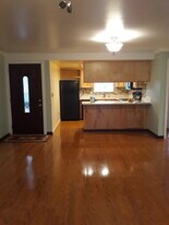 70 Dion Ct in Shady Cove, OR - Building Photo