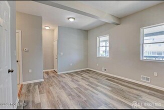 111 John St in South Amboy, NJ - Building Photo - Building Photo