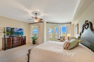 2738 Tiburon Blvd E in Naples, FL - Building Photo - Building Photo