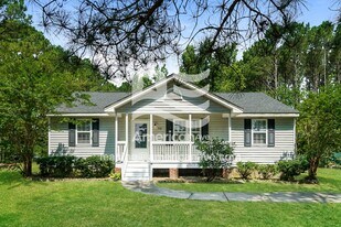 200 Bunn Elementary School Rd in Bunn, NC - Building Photo