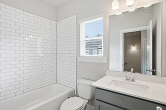 2177 Wiggins Walk in Atlanta, GA - Building Photo - Building Photo