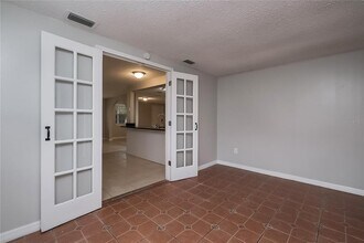 7226 Exemplar Dr in New Port Richey, FL - Building Photo - Building Photo