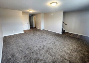 320 N Woodruff Ave, Unit 320 in Idaho Falls, ID - Building Photo - Building Photo