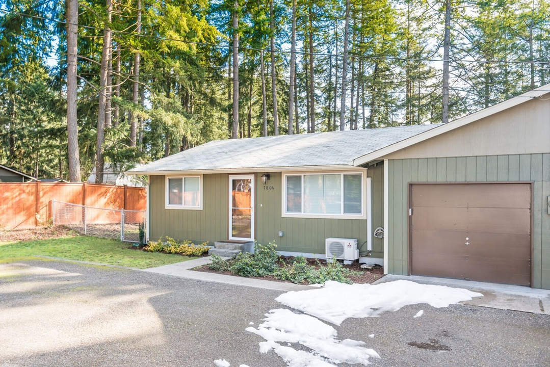7804 186th St Ct E-Unit -7806 in Puyallup, WA - Building Photo