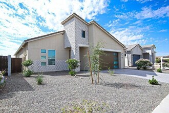 10549 W Albert Ln in Peoria, AZ - Building Photo - Building Photo