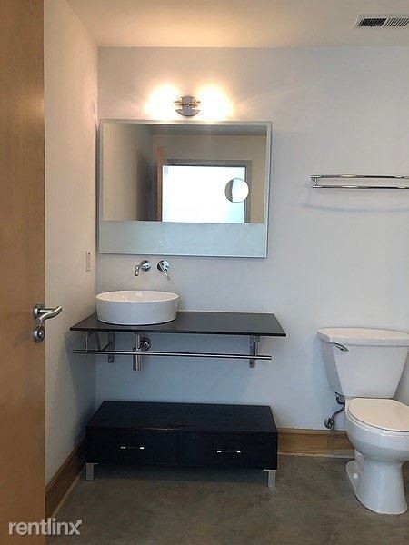 2201 Locust St in St. Louis, MO - Building Photo - Building Photo