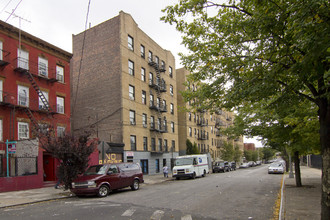 592 Union Ave in Bronx, NY - Foto de edificio - Building Photo