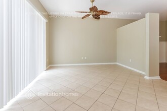 6359 Stonehurst Cir in Greenacres, FL - Building Photo - Building Photo