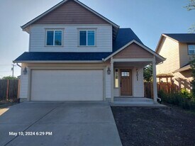 1011 Millwright Ave in McMinnville, OR - Building Photo