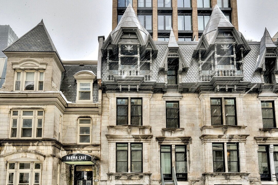 1212 Bishop St in Montréal, QC - Building Photo