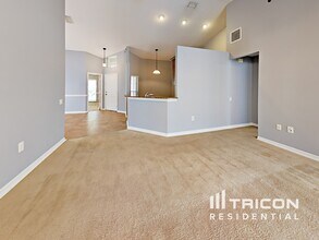 900 Hunter Ln in Tarpon Springs, FL - Building Photo - Building Photo