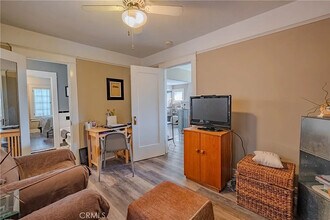 1112 E Whiting Ave in Fullerton, CA - Building Photo - Building Photo