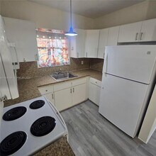 108 SE 10th Ave in Pompano Beach, FL - Building Photo - Building Photo